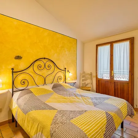 Poggio Del Sole كاستيغليون ديل لاغو