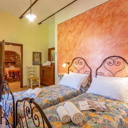 Il Casale Dei Due Laghi Apartment
